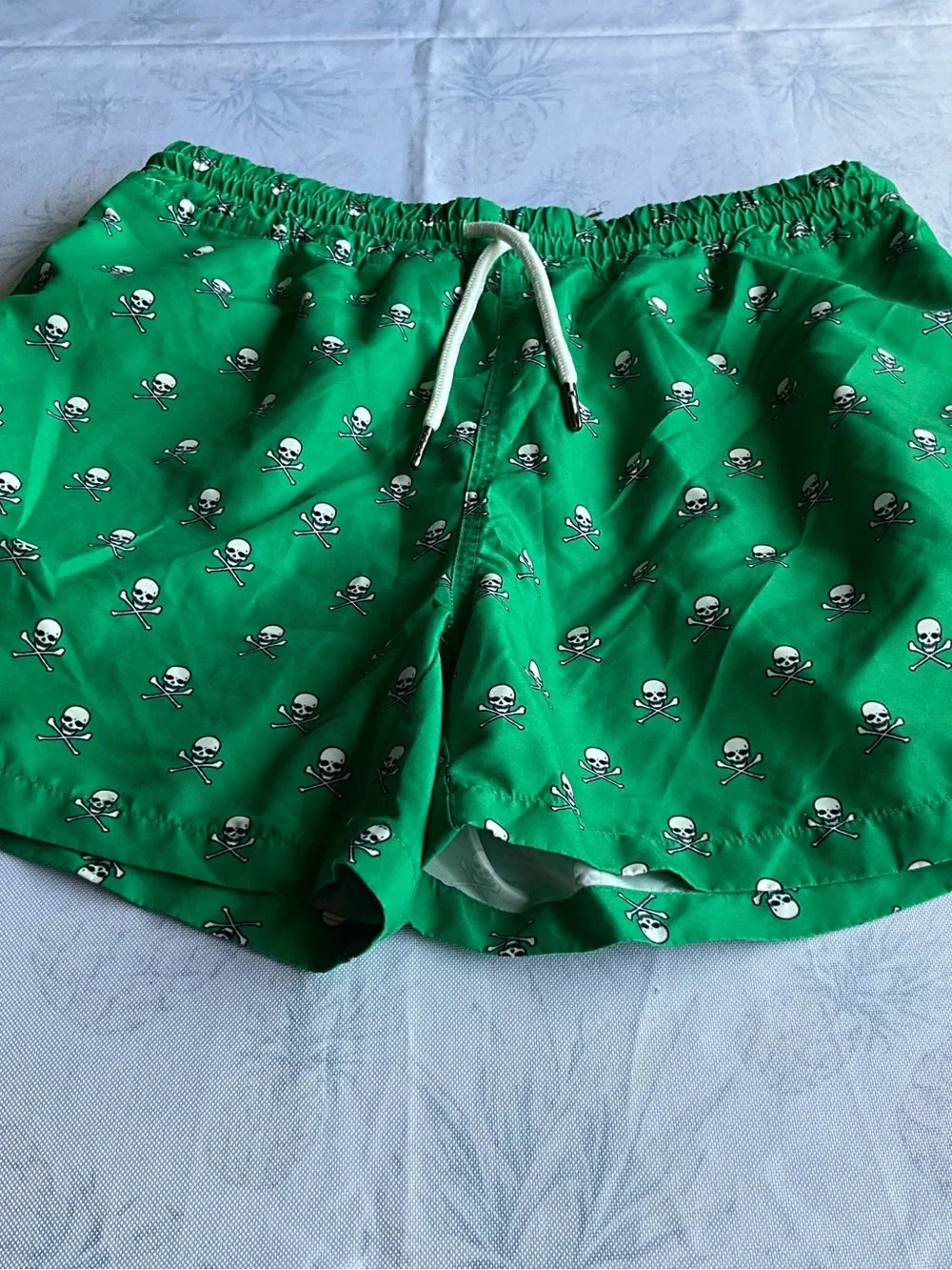 Dapper Outfitters size medium swim trunks